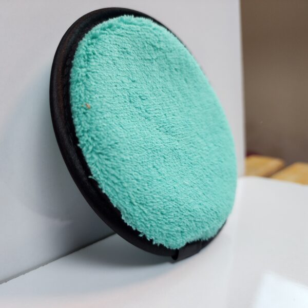 Cotton Pad Makeup Remover - Image 2